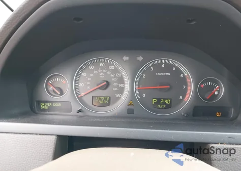 2010 Volvo Xc90 3.2 z USA, uszkodzony, nr VIN YV4982CZ9A1542521